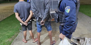 MACHADINHO D’OESTE — Polícia Militar prende dupla suspeita de furtar fios de internet