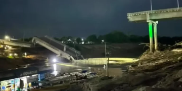 Ponte de R$ 36 milhões desaba e deixa quatro feridos