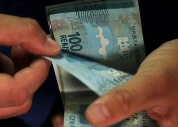 Morador de Governador Jorge Teixeira perde R$ 16,5 mil após cair em golpe durante compra de veículo