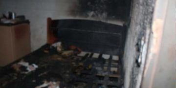 Mulher é presa após incendiar casa com três crianças e moradores dormindo no interior de Rondônia