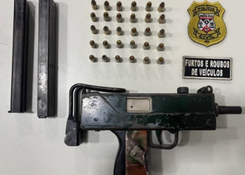 Metralhadora, carregadores e munições são encontrados durante operação da Polícia Civil na capital