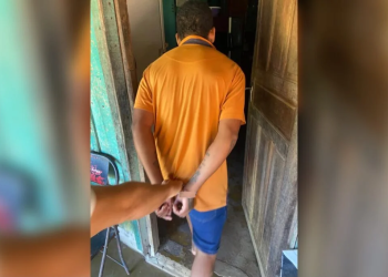 Jovem de 17 anos é atacada com nove golpes de faca pelo marido