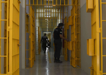 Nove detentos são condenados por tortura dentro de presídio em Rondônia