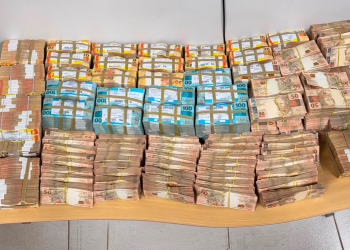 Polícia Federal apreende R$ 2 milhões em espécie dentro de carro em Porto Velho