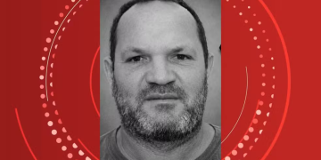 Motociclista morre após bater de frente com carreta na BR-364