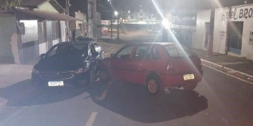 Motorista embriagado colide com carro estacionado e é encaminhados à UNISP em Theobroma