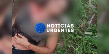 Mulher é encontrada ensanguentada após ser ferida a facadas